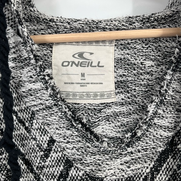 O’Neill Beach Sweater - Picture 2 of 3